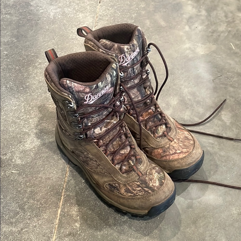 Danner Women’s Camouflage Hiking Boots Goretex